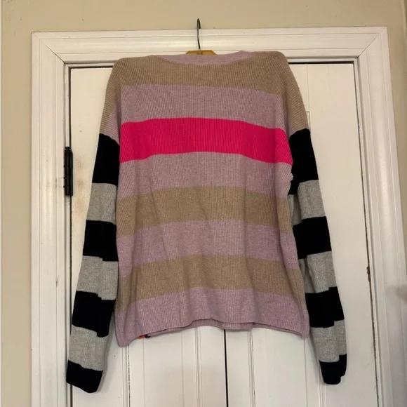 Lisa Todd women’s sweater size M. - Picture 4 of 6